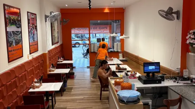 Phở 10 Lý Quốc Sư - hình ảnh địa điểm