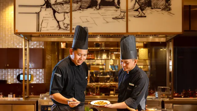 Saigon Café – Sheraton Saigon Grand Opera Hotel - hình ảnh địa điểm
